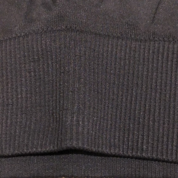 Lululemon sports bra - Picture 2 of 4